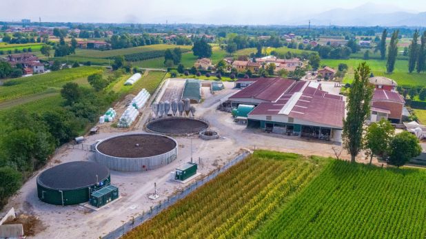 ALLEVAMENTO NORD WEST | NUOVA STALLA 1.600 MQ E BIOGAS 100 KW | CUNEO (PIEMONTE) DJI 0091