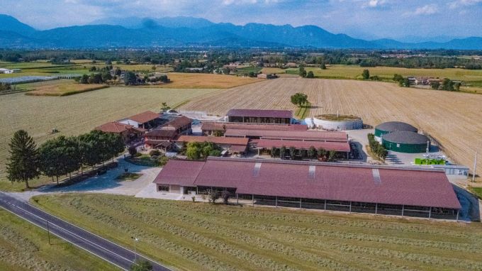 SOC. AGR. CAVALLONE | NUOVA STALLA E BIOGAS DA 249 KW | Cavour (TORINO) DJI 0034 CAVALLONE 4